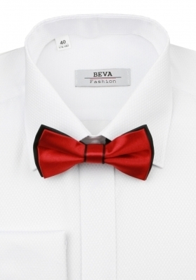 Slávnostná biela košeľa na svatbu, vhodný doplnok červený motýlik a čierným kontrastom.